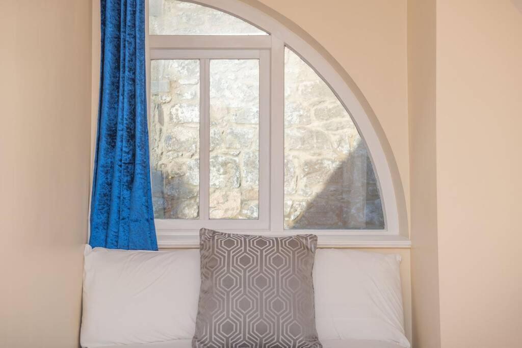 Latin Quarter Luxury Apartment Galway Exterior photo