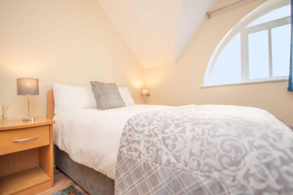 Latin Quarter Luxury Apartment Galway Exterior photo